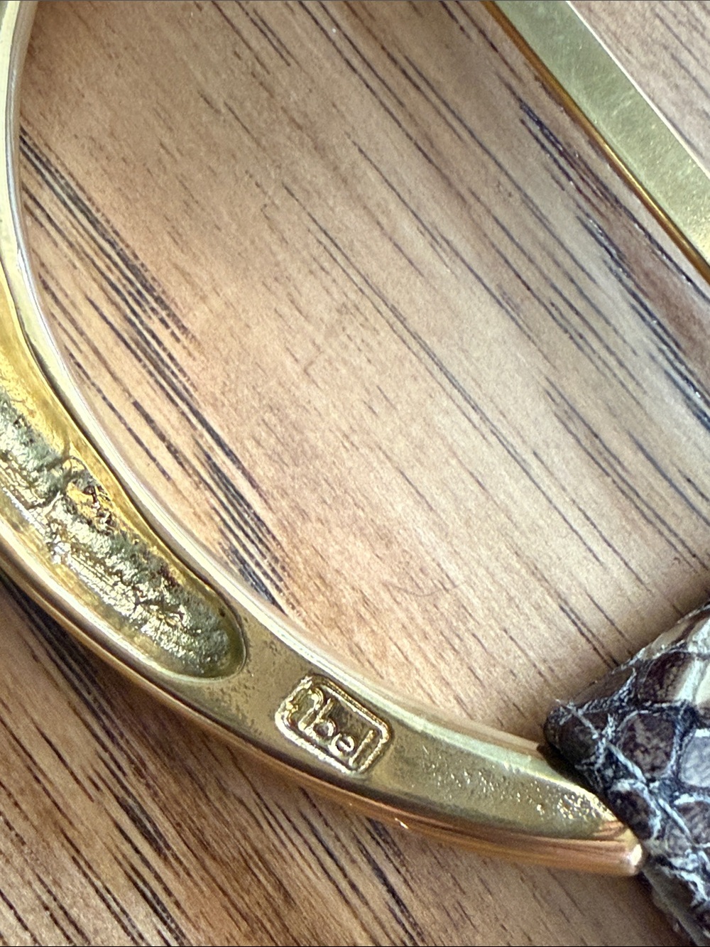 Suzi Roher Ibel Italy buckle snakeskin gold tone embellished stretch belt Size M - Picture 8 of 8